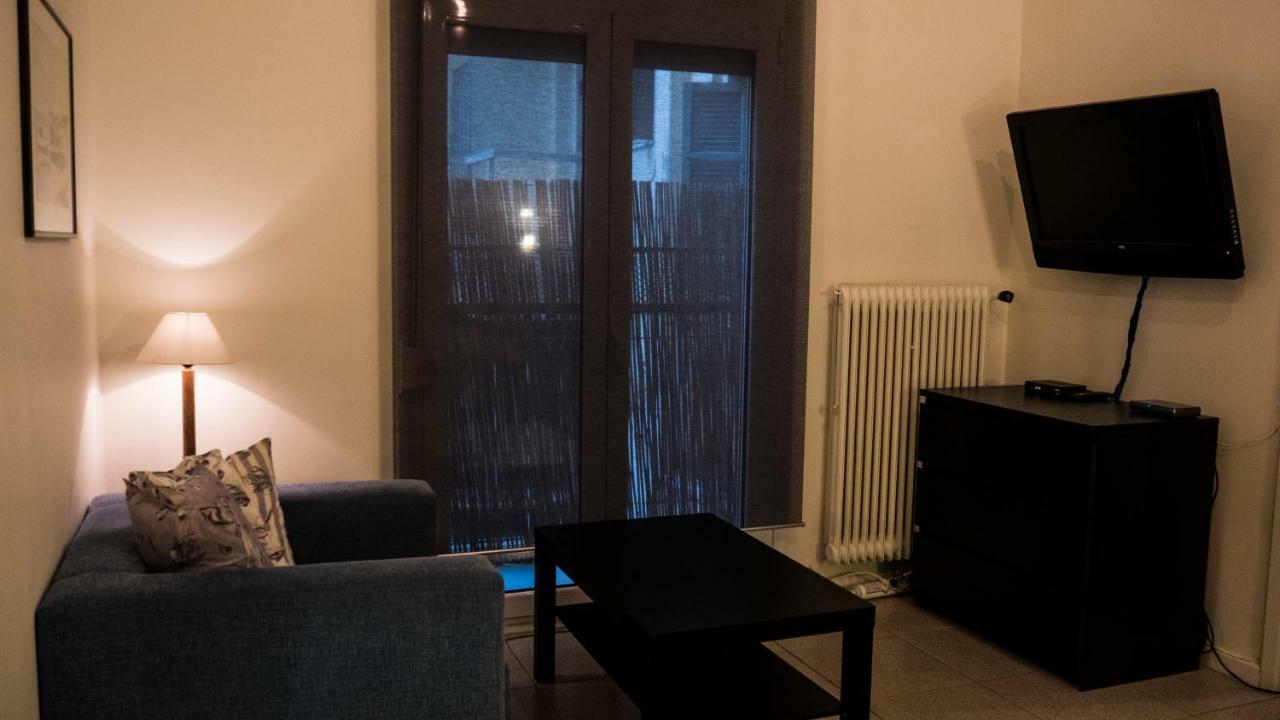 Apartment In The Heart Of Thessaloniki'S Center Buitenkant foto